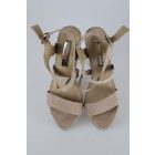 XTI MAGASSARKÚ SZANDÁL 36