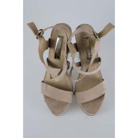 XTI MAGASSARKÚ SZANDÁL 36