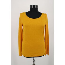 CAMAI FELSŐ HÁTÁN DÍSZ CSÍKKAL M