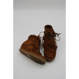 ROJTOS BOKACSIZMA 32