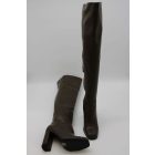 CHARLES & KEITH EXTRA MAGAS MŰBŐR CSIZMA 38