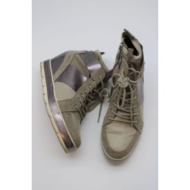 TAMARIS ÉKTALPÚ BOKACIPŐ 39