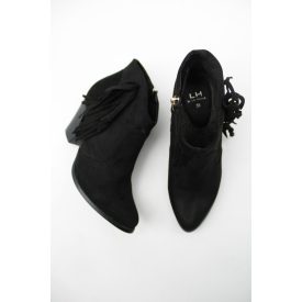 LA HALLE MAGASSARKÚ BOKACSIZMA 38