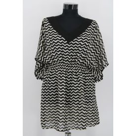 ÁTTETSZŐ MINTÁS RUHA M