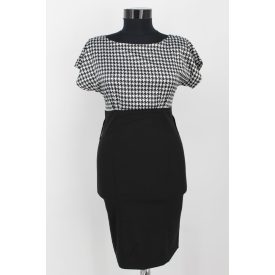 AMISU ELEGÁNS RÖVID UJJÚ RUHA 34