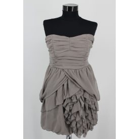 EVA E LOLA UJJATLAN RUHA M