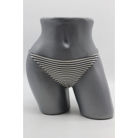 CSÍKOS BIKINI ALSÓ M/L