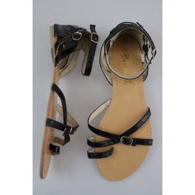 CATISA LAKK SZANDÁL 40