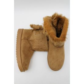 STRASSZOS, BÉLELT HÓTAPOSÓ 38