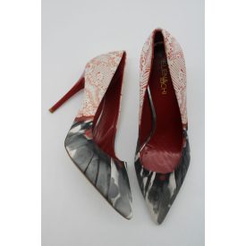 ELENA IACHI MAGASSARKÚ CIPŐ 40