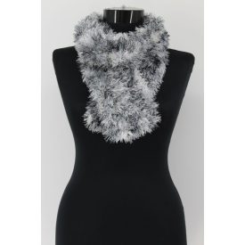 SZŐRMÉS LÁNY SÁL