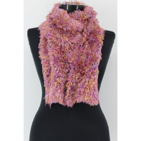 SZÍNES SZŐRMÉS SÁL