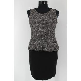 HÁTUL CIPZÁROS RUHA S