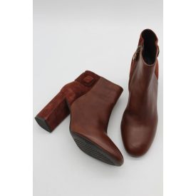 GEOX BŐR MAGASSARKÚ BOKACSIZMA 38