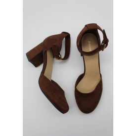 GRACELAND MAGASSARKÚ SZANDÁL 40