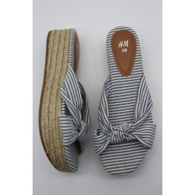 H&M EMELT TALPÚ PAPUCS 36