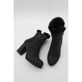 S.OLIVER MAGASSARKÚ BOKACSIZMA 36