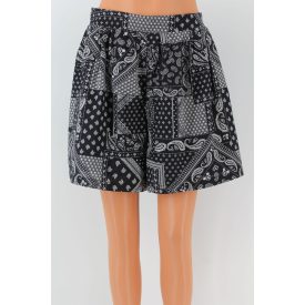 GUMIS DEREKÚ MINTÁS RÖVIDNADRÁG XL