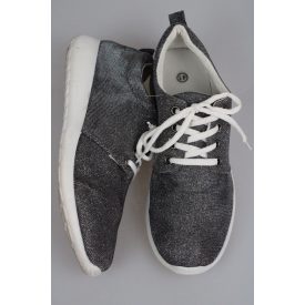 CSILLOGÓ SPORTCIPŐ 41