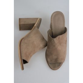 STAR COLLECTION BÁRSONY MAGASSARKÚ PAPUCS 37