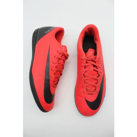 NIKE MERCURIAL SPORTCIPŐ 42