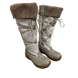 RIEKER MAGASSZÁRÚ BÉLELT CSIZMA 36