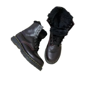 DR. MARTENS BÉLELT BAKANCS 39