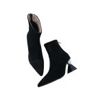 BOKACSIZMA KÜLÖNLEGES SAROKKAL 36