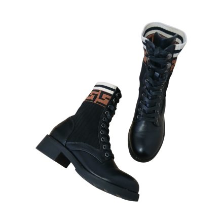 ZOKNI SZÁRÚ BAKANCS 37