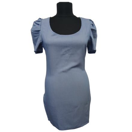 HÁTON CIPZÁROS RUHA S