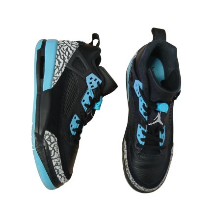 NIKE AIR JORDAN SPIZIKE LOW MAGAS SZÁRÚ CIPŐ 36