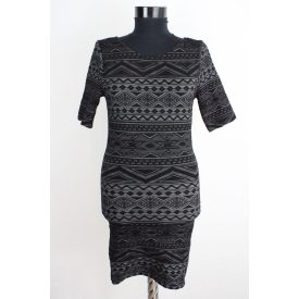 H&M RÖVID UJJÚ RUHA XS