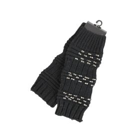 KESZTYŰ KÖVEKKEL S