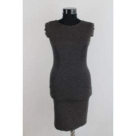 KARCSÚSÍTOTT DEREKÚ RUHA S